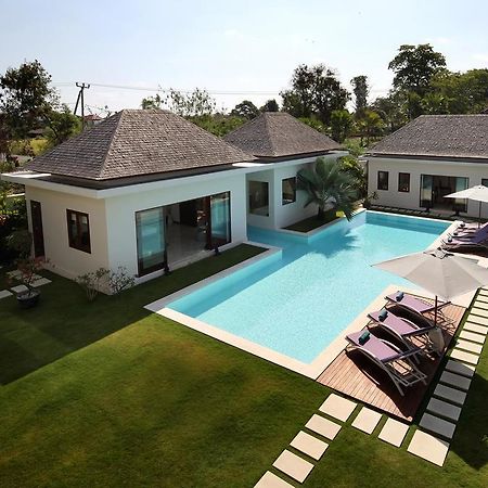 Villa Istana Putih By Nakula Canggu  Bagian luar foto